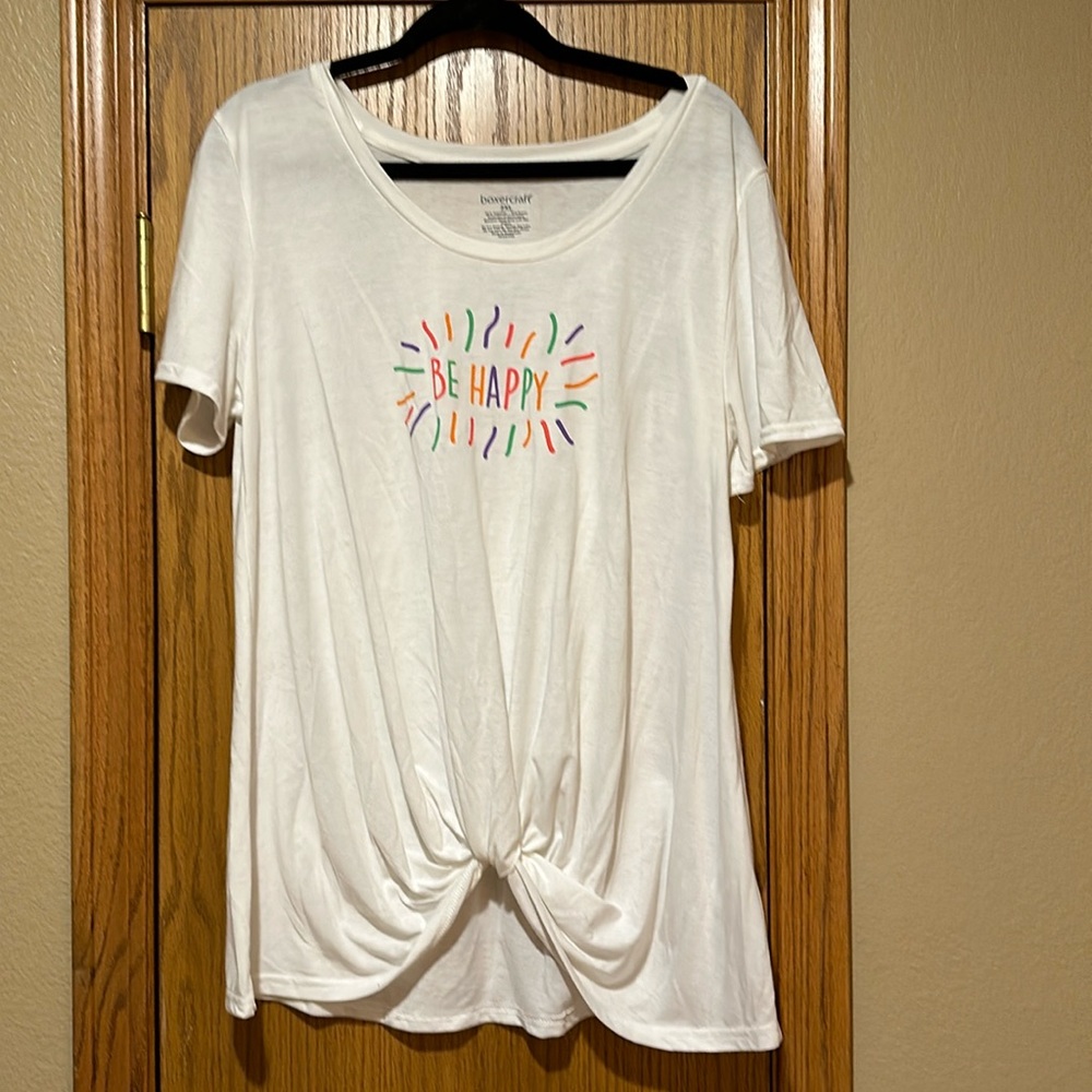 Be Happy Tshirt with knotted front size 2X